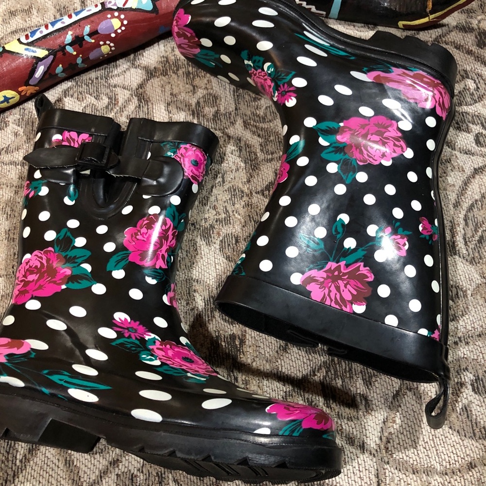 Capelli of New York Black Mid-calf Rain Boots